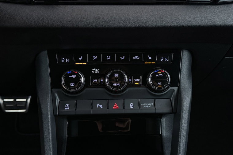 Vehicle Image 28