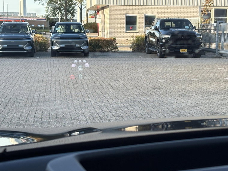 Vehicle Image 28