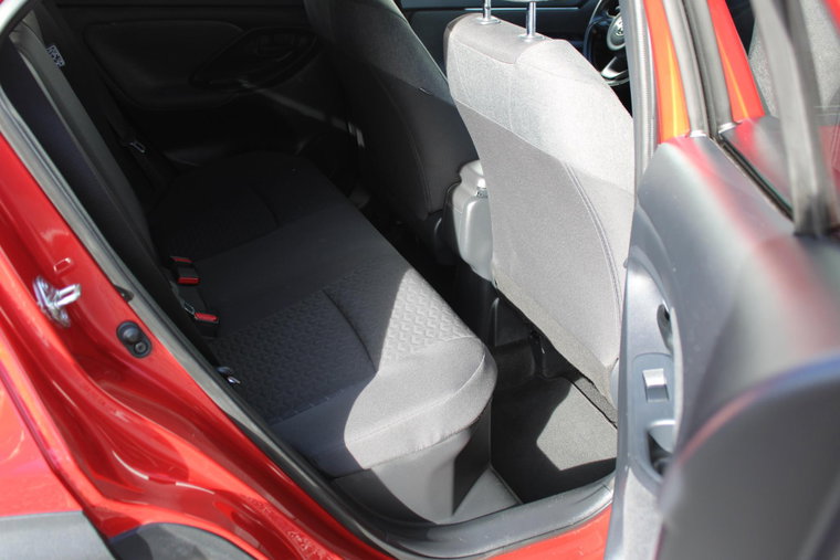 Vehicle Image 15