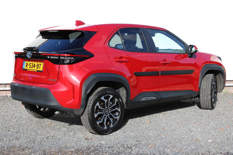 Vehicle Image 5