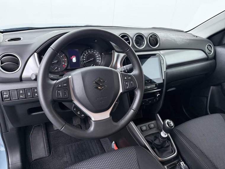 Vehicle Image 11