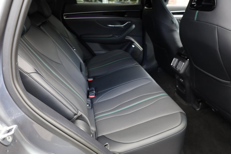 Vehicle Image 31