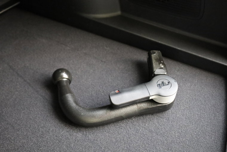 Vehicle Image 56