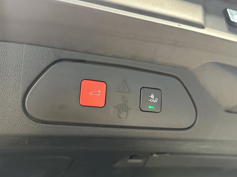 Vehicle Image 47