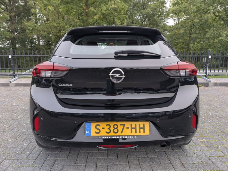 Vehicle Image 16