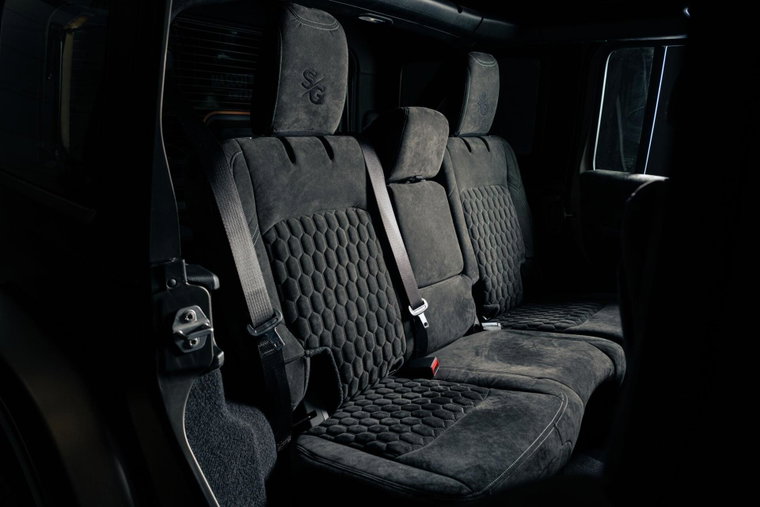 Vehicle Image 6