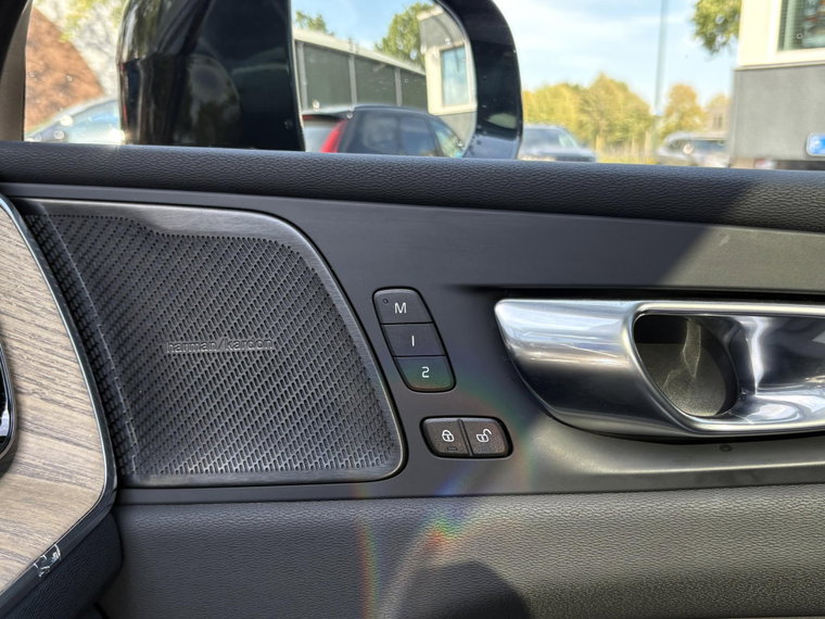 Vehicle Image 34