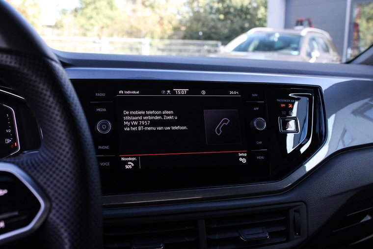 Vehicle Image 35