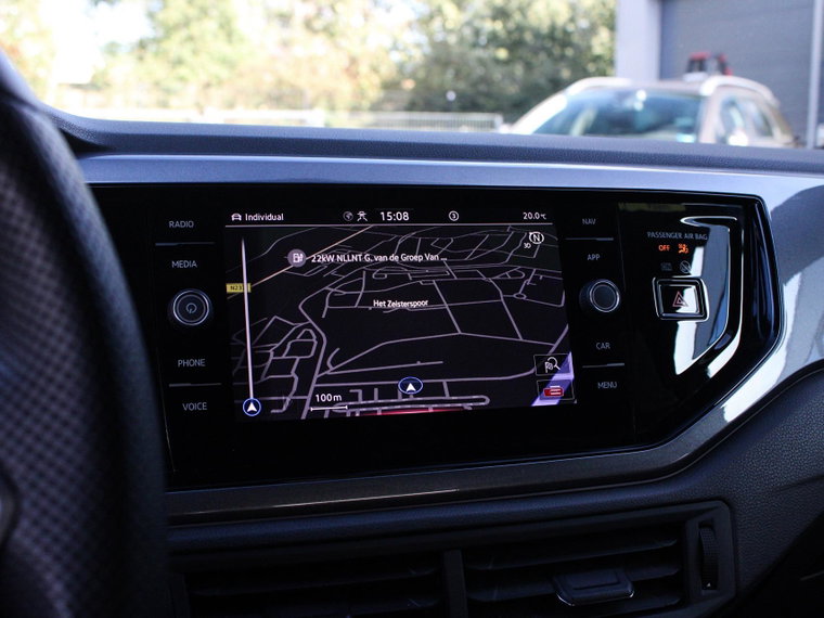 Vehicle Image 36