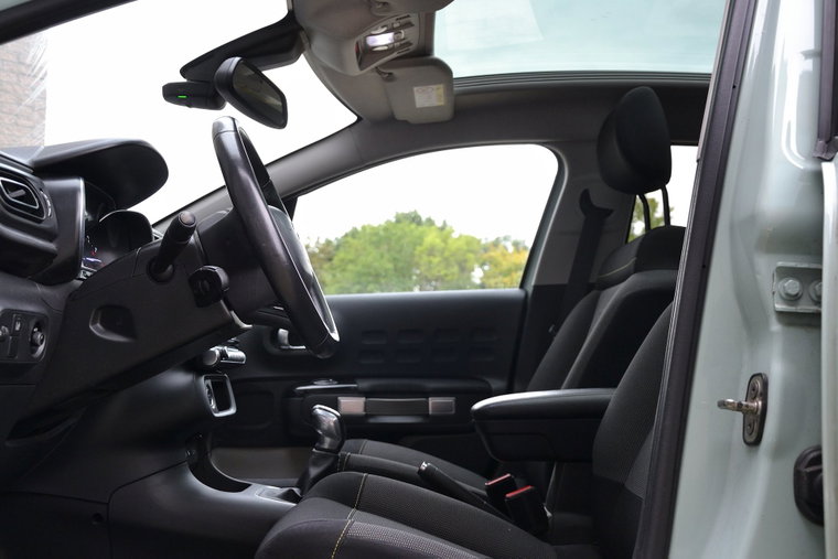Vehicle Image 8
