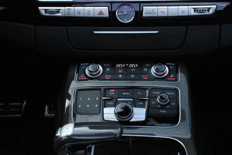 Vehicle Image 24