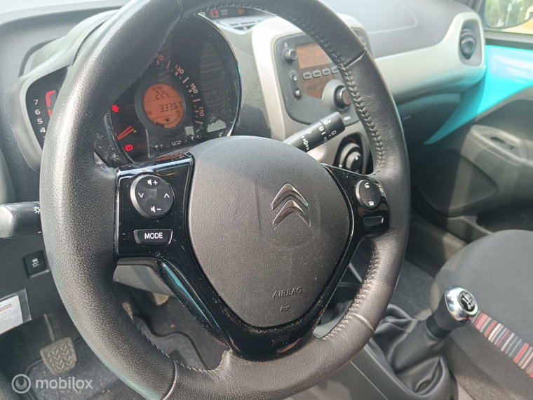 Vehicle Image 14