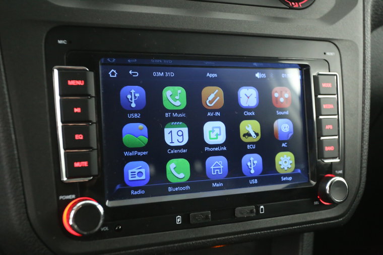 Vehicle Image 13