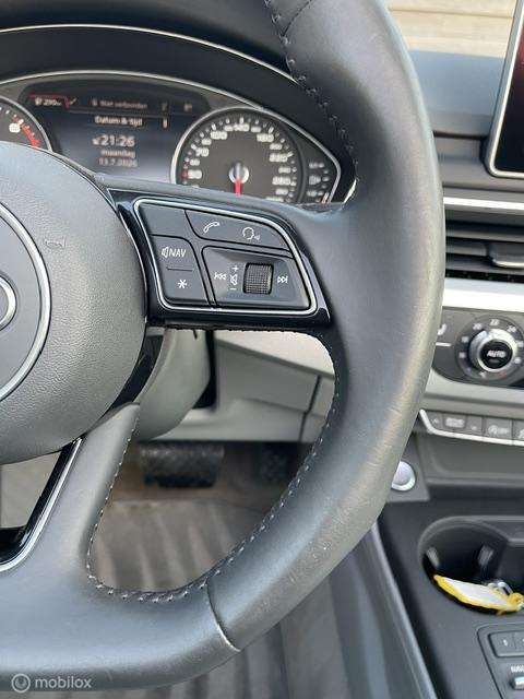 Vehicle Image 27