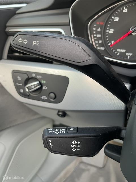 Vehicle Image 28