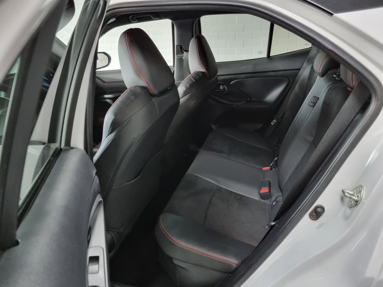 Vehicle Image 18