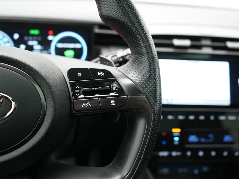 Vehicle Image 26