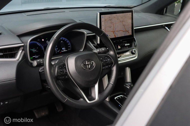 Vehicle Image 16