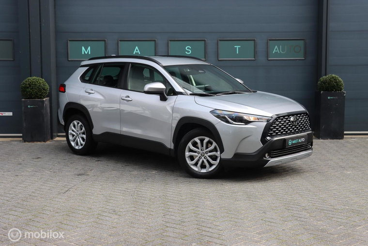 Vehicle Image 4