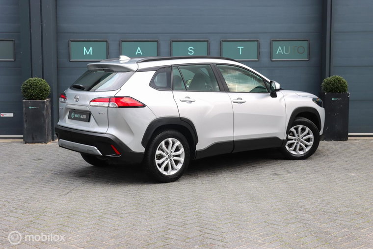 Vehicle Image 8