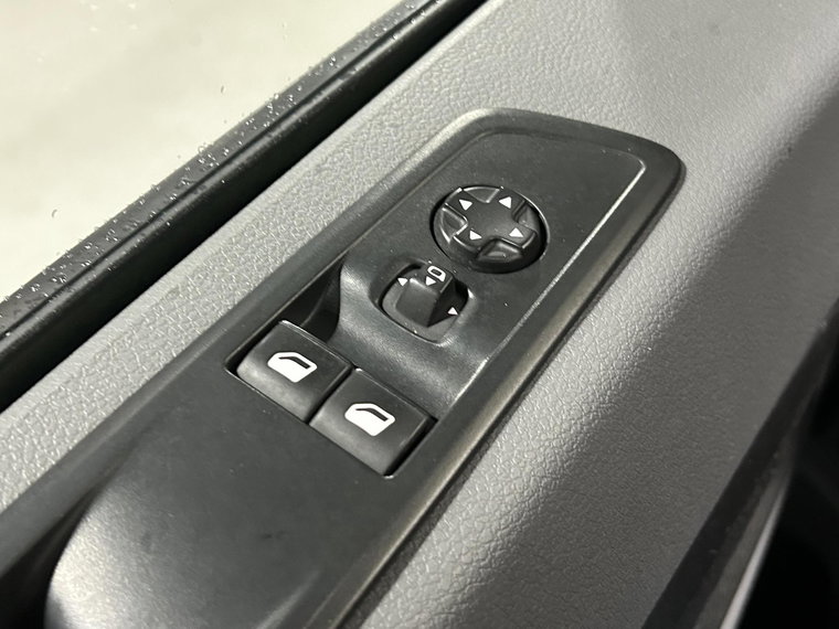Vehicle Image 38