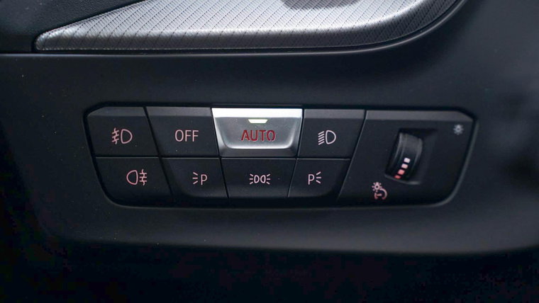Vehicle Image 26