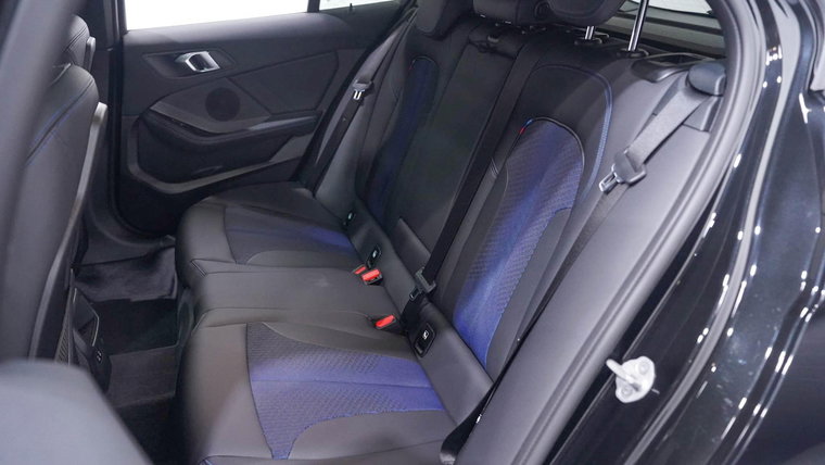Vehicle Image 41