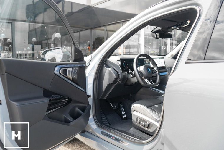 Vehicle Image 31