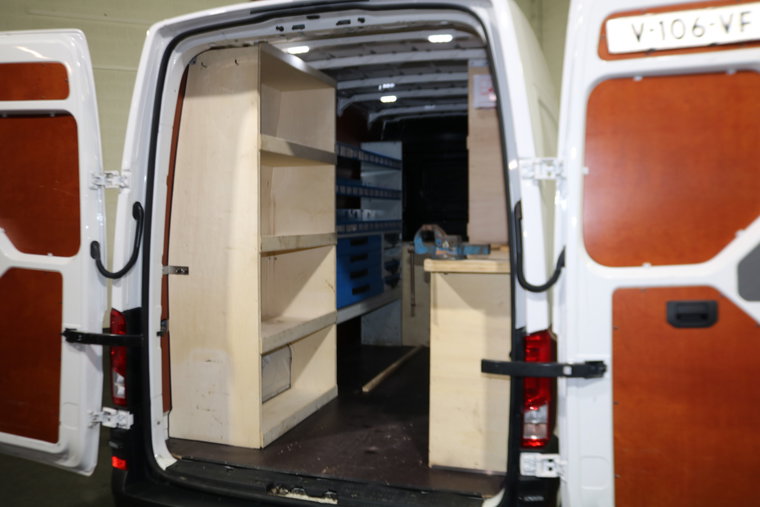 Vehicle Image 15