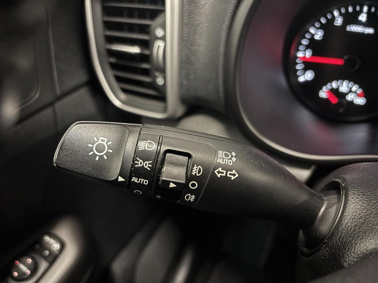 Vehicle Image 26