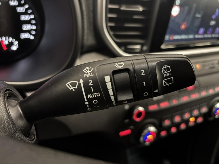 Vehicle Image 27