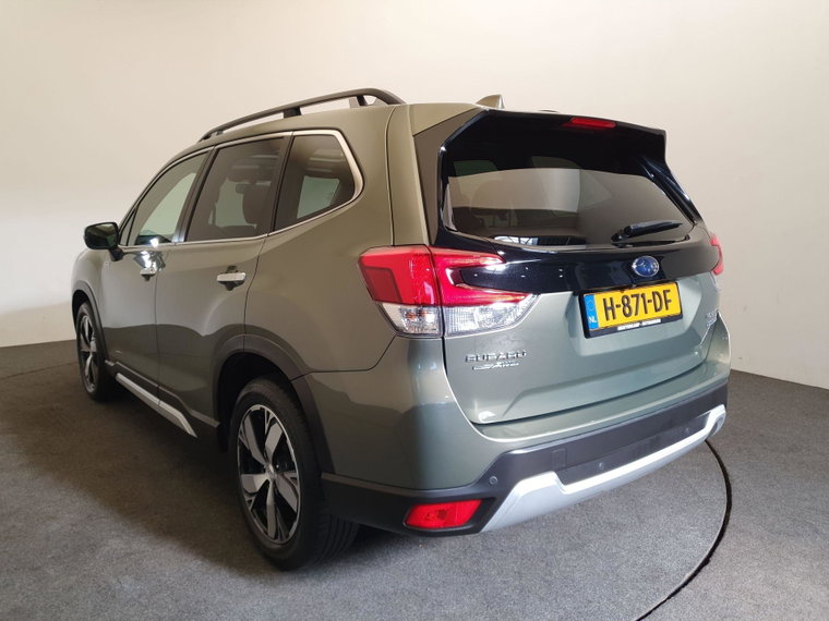 Vehicle Image 8