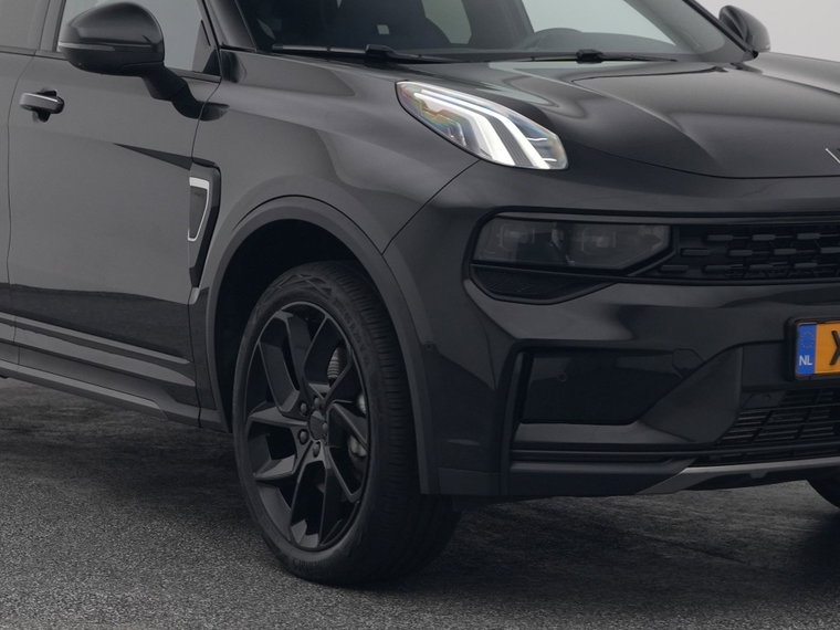 Vehicle Image 17
