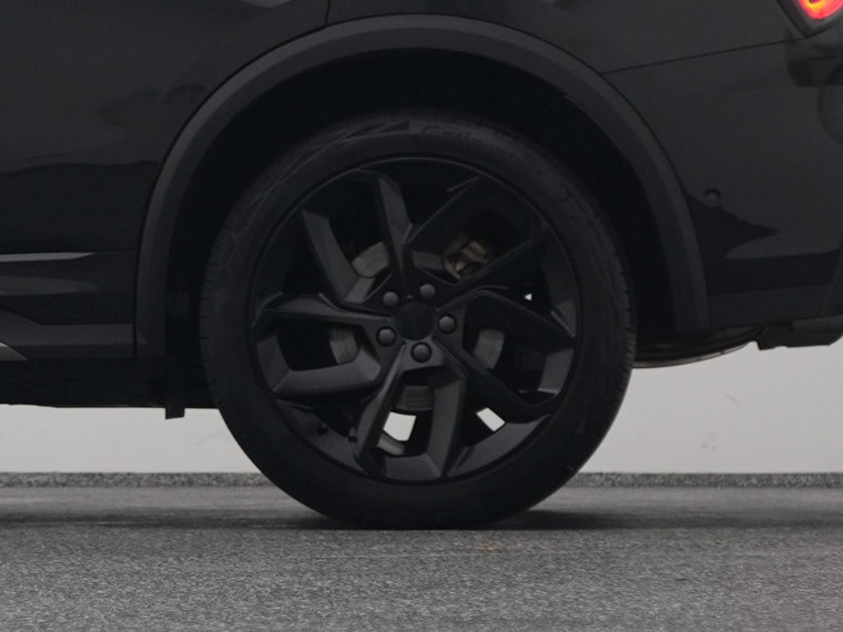 Vehicle Image 40