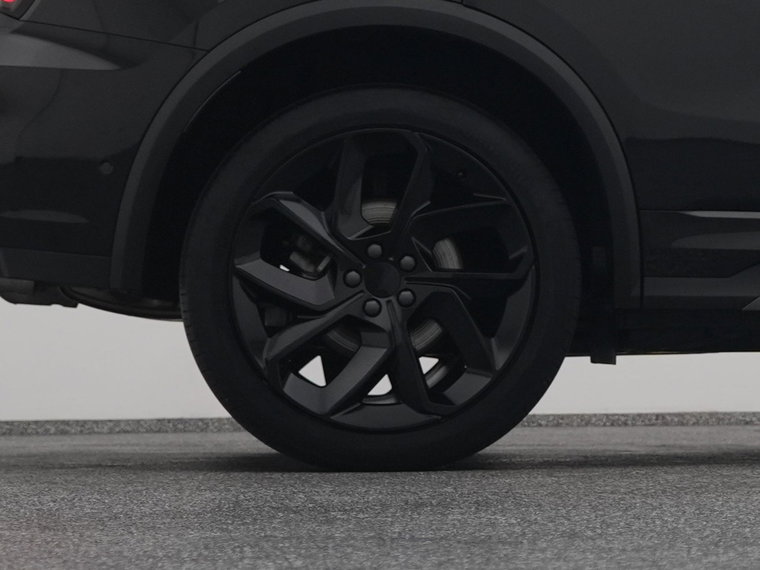 Vehicle Image 41