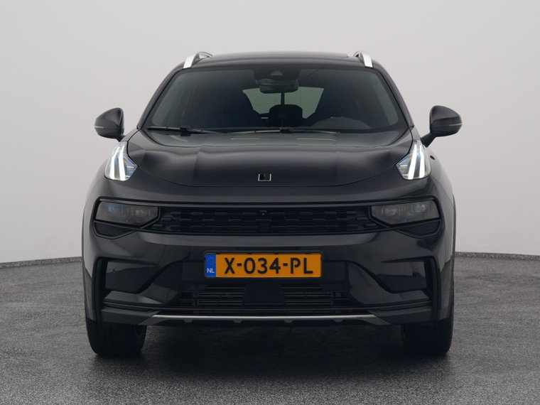 Vehicle Image 9