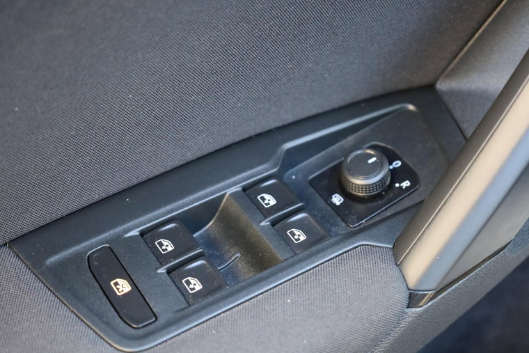 Vehicle Image 42