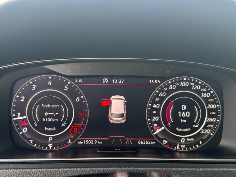 Vehicle Image 37