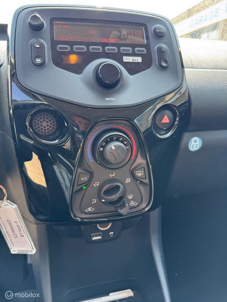 Vehicle Image 16