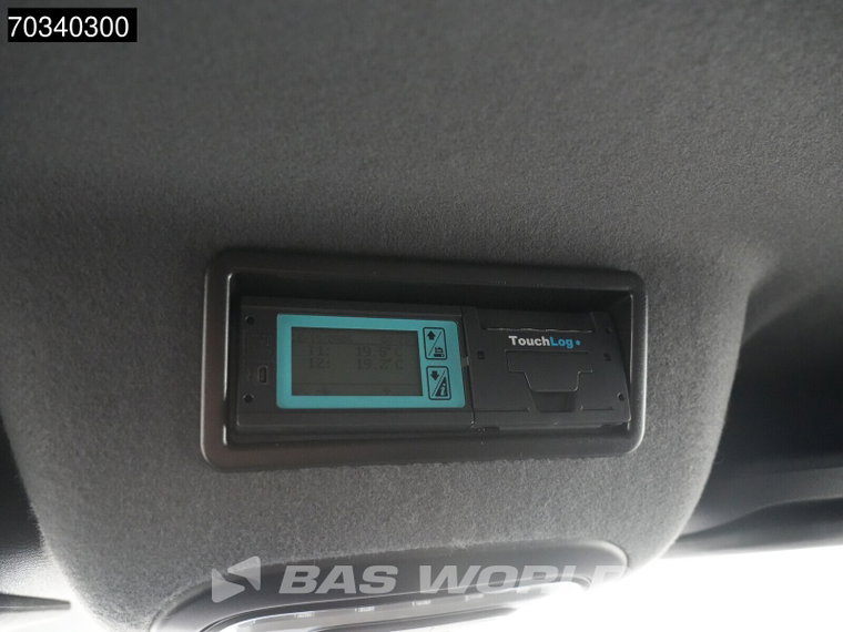 Vehicle Image 40