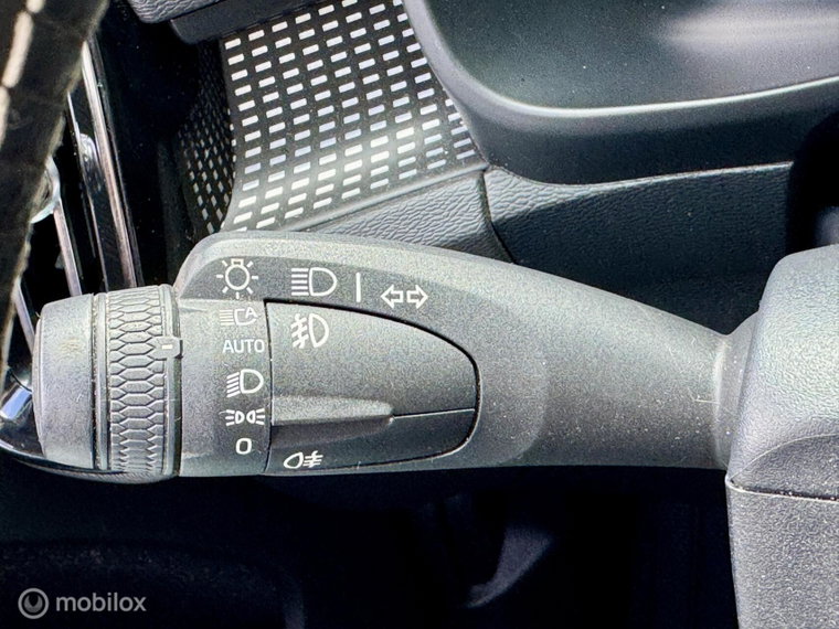 Vehicle Image 41