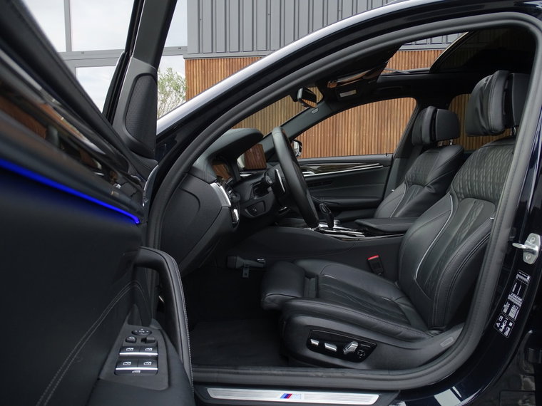 Vehicle Image 48