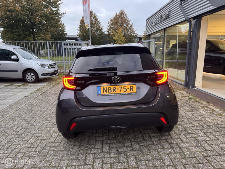 Vehicle Image 21