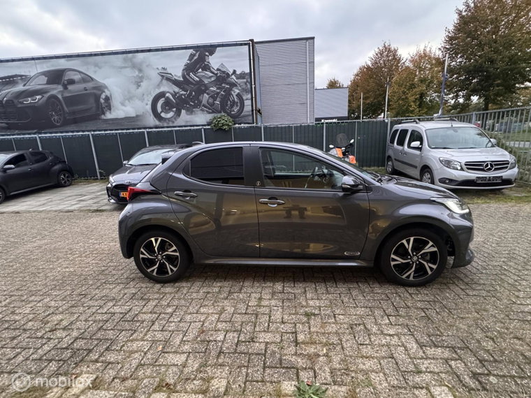 Vehicle Image 22