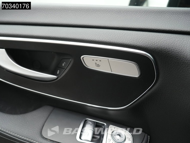 Vehicle Image 43