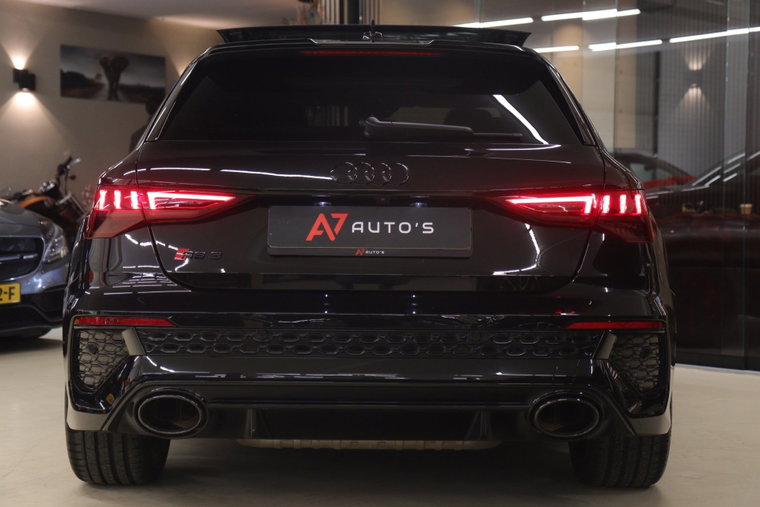 Vehicle Image 40