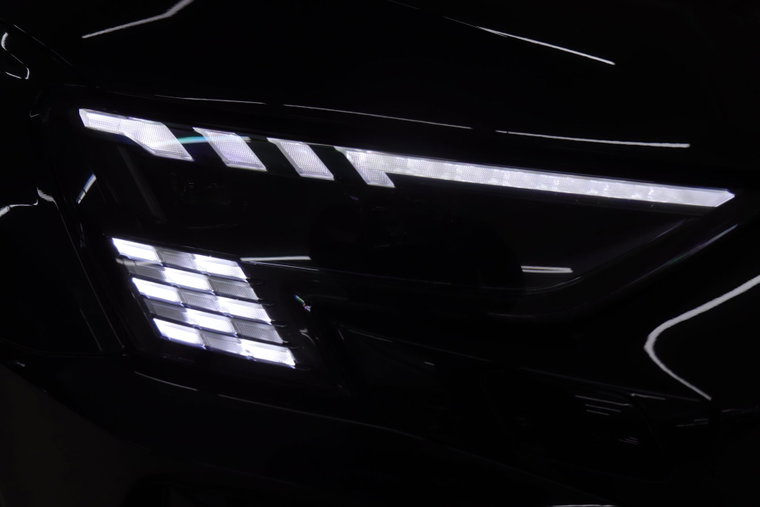 Vehicle Image 46