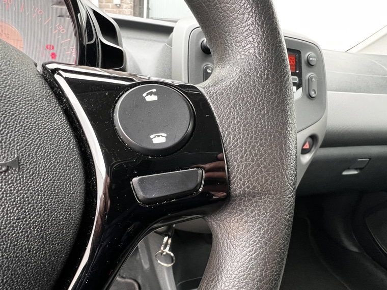Vehicle Image 26