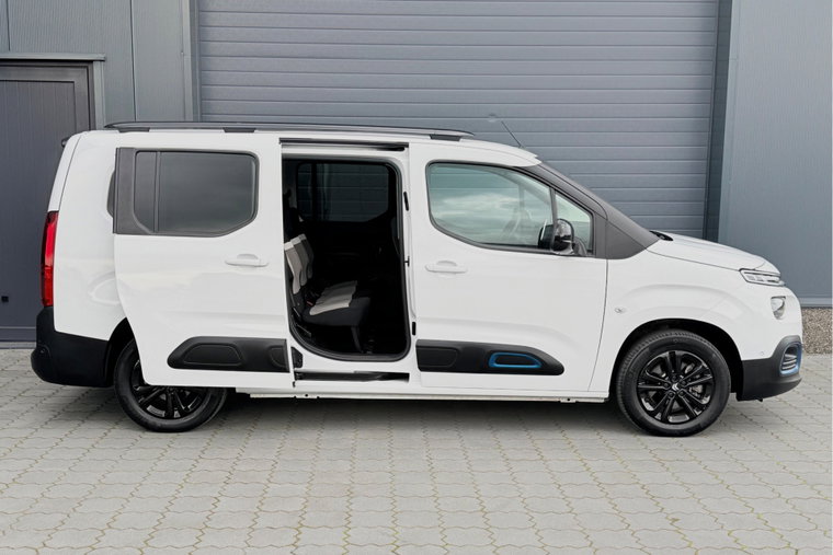 Vehicle Image 33
