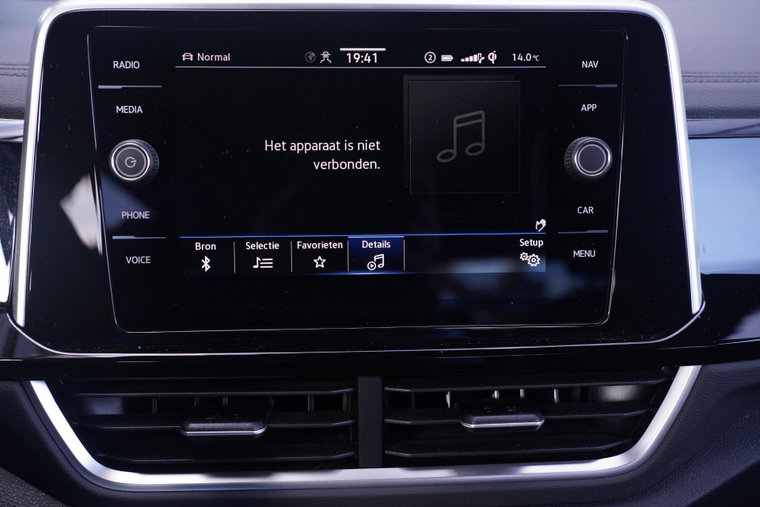 Vehicle Image 45